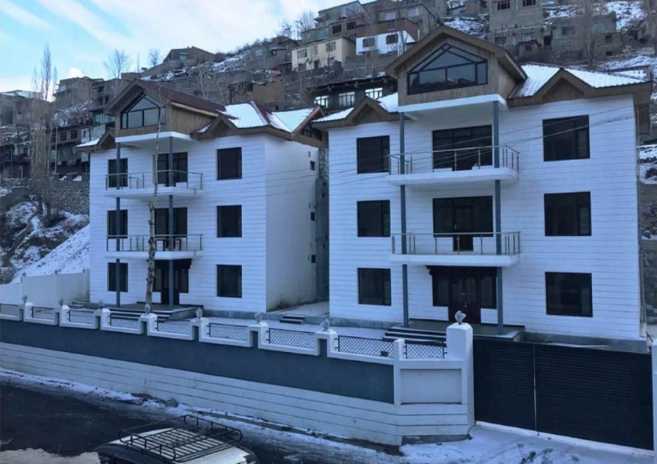 Hotel Kargil Heights Екстериор снимка